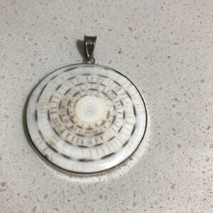 Beachy Pendant